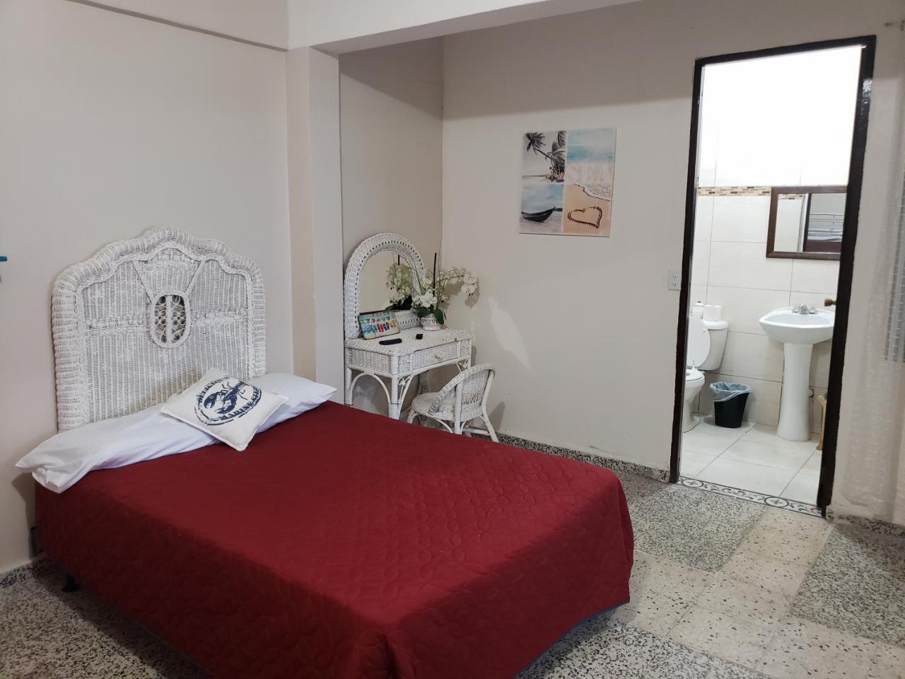 Jardin Del Mar Guesthouse 阿提约 外观 照片